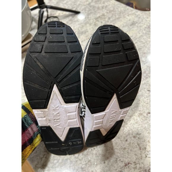 Arkk Copenhagen Raven Mesh PET S-E15‎ Shoes - Size 9 - Picture 8 of 8